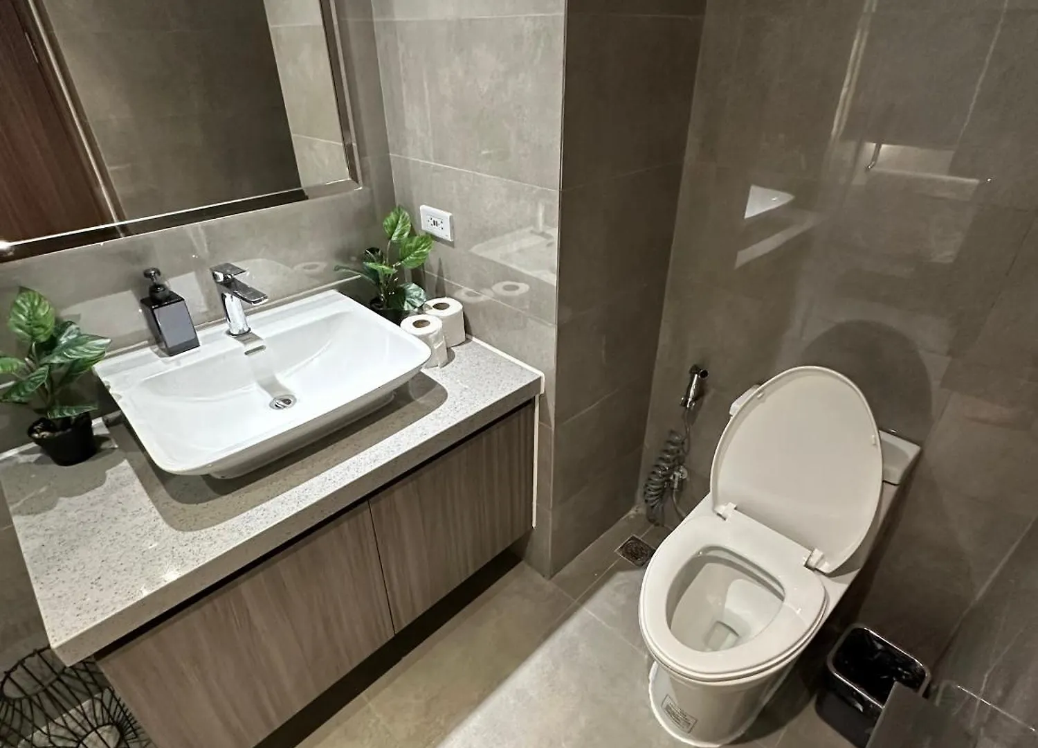 Apartment Luxury Penthouse hotel near City of Dreams Airport Okada Solaire Casino2 Manila