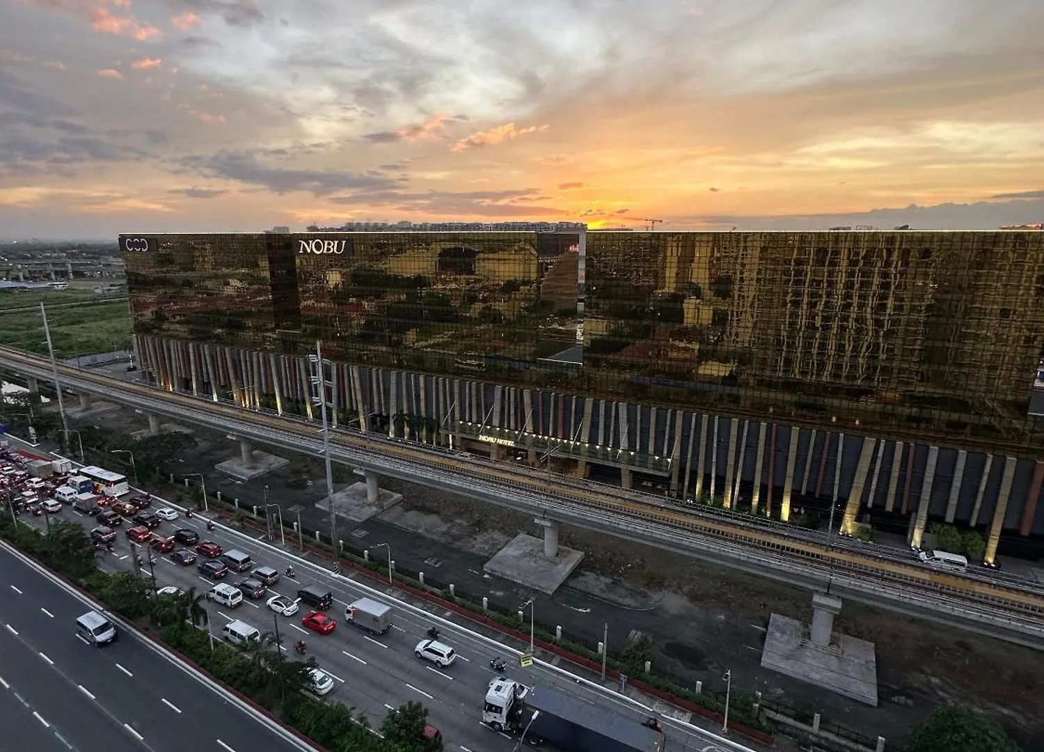 Luxury Penthouse hotel near City of Dreams Airport Okada Solaire Casino2 Manila Apartment