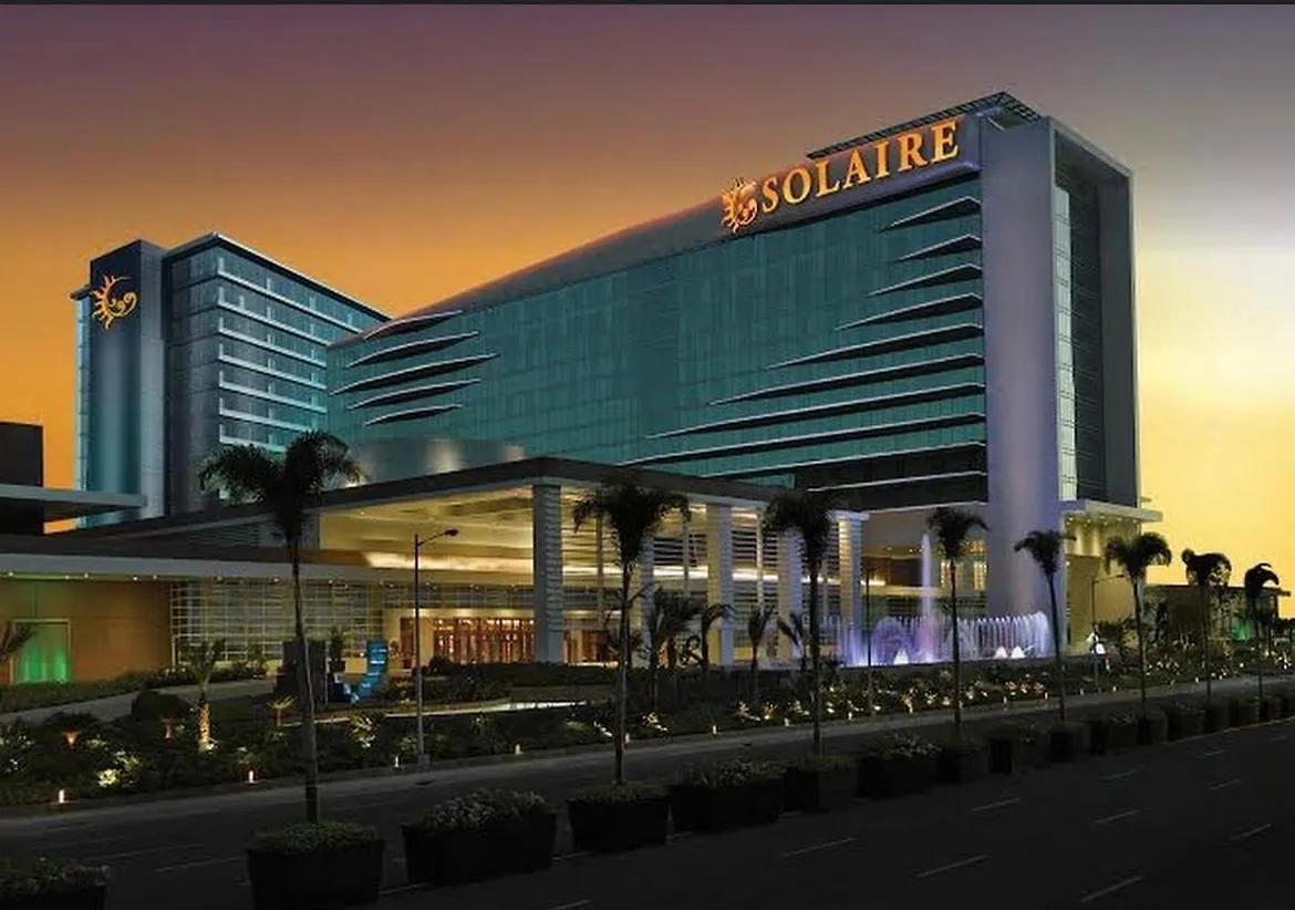 Luxury Penthouse hotel near City of Dreams Airport Okada Solaire Casino2 Manila Apartment